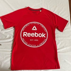 Reebok Logo  Red Tee T-Shirt Men's Size M Medium Excellent Condition